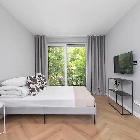 Velvet Indigo 1Br Ap-Balcony & Lift-Podgorze