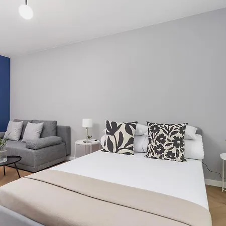 Velvet Indigo 1Br Ap-Balcony & Lift-Podgorze *